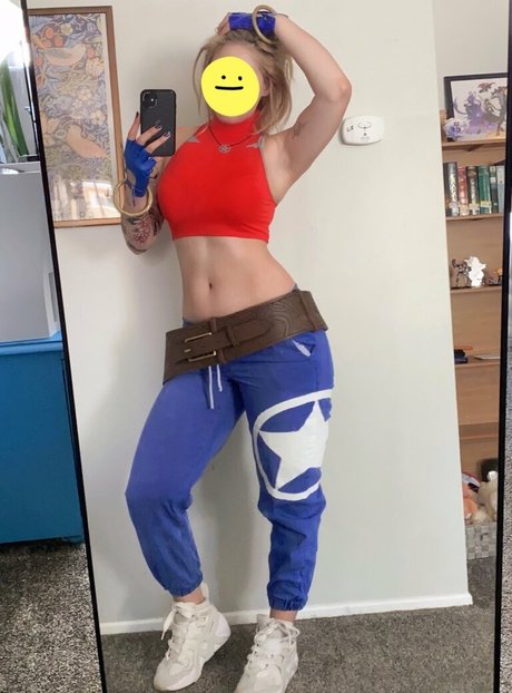 Caytie Cosplay