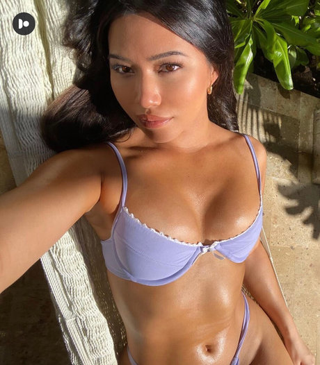 Julia Kelly