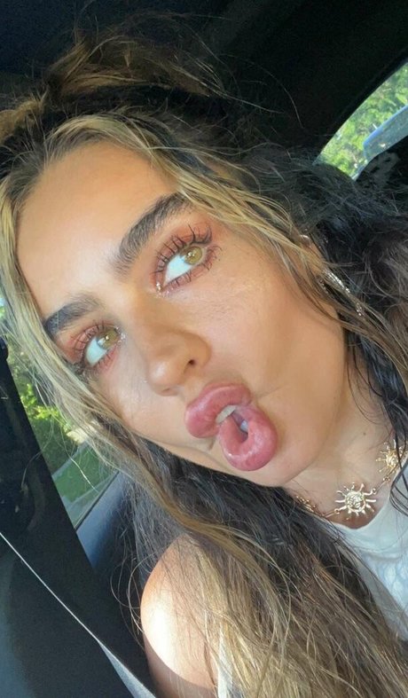 Sommer Ray