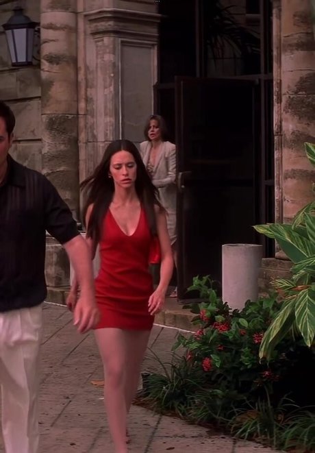 Jennifer Love Hewitt