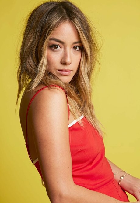 Chloe Bennet