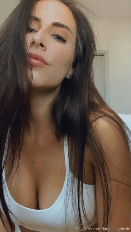 Danielleeynicole