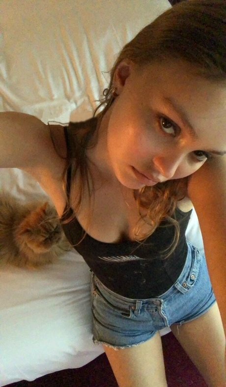 Lilyrose Depp