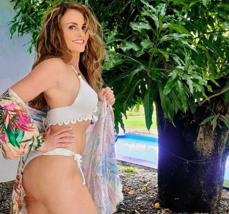 Aura Cristina Geithner