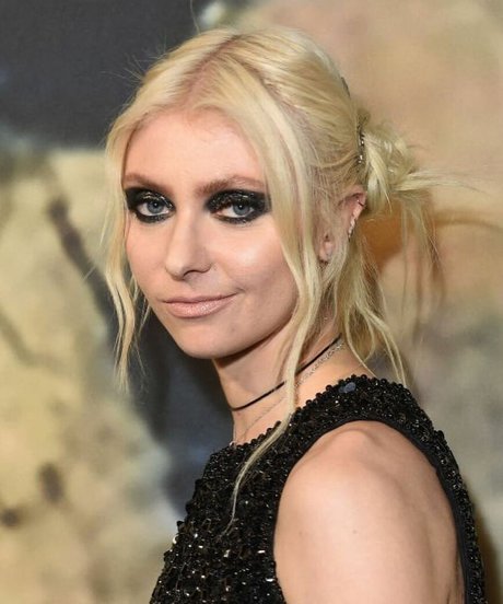 Taylor Momsen
