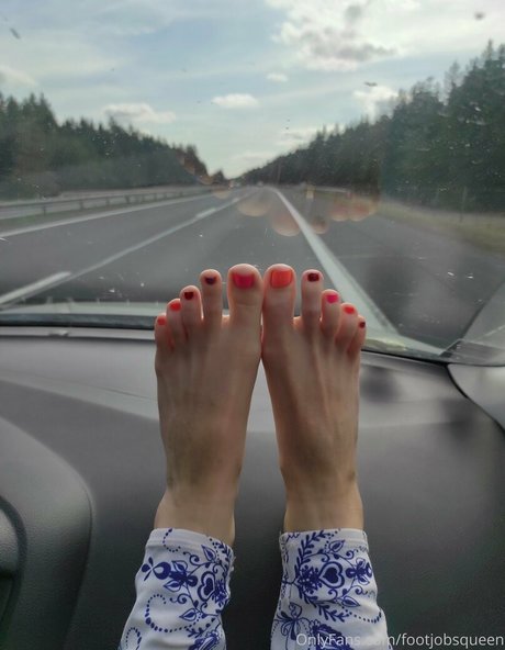 Footjobsqueen