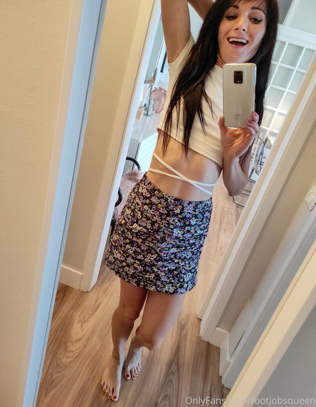 Footjobsqueen