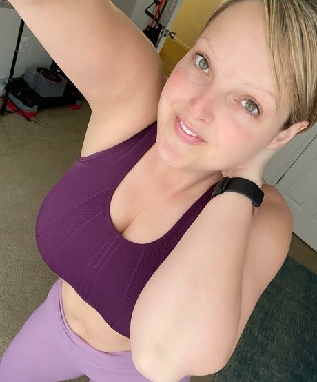 Healthyhappyfitandproud