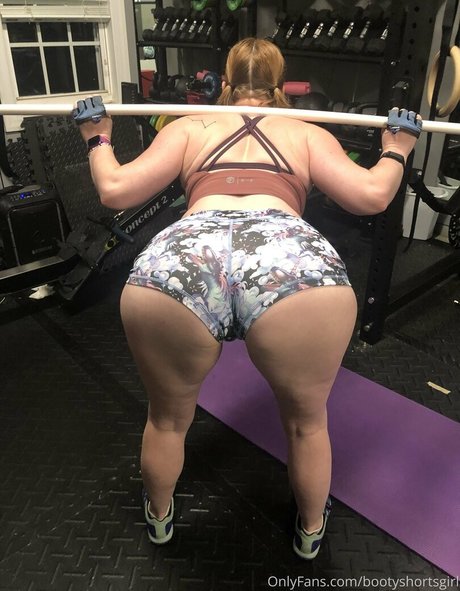Bootyshortsgirl