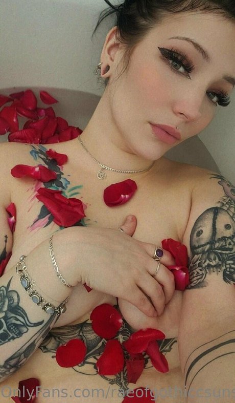 Raeofgothiccsunshine