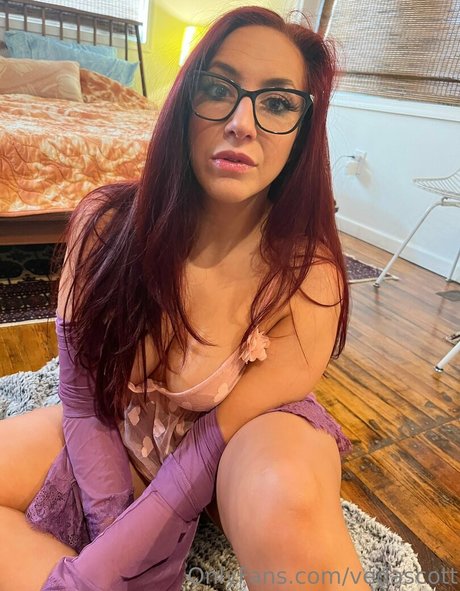 Veda Scott
