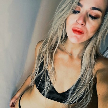 Session Moth Martina