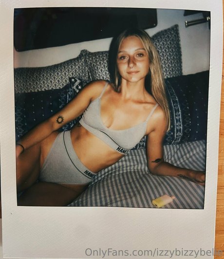 Foto di nudo di fuga di OnlyFans di Izzybizzybelle