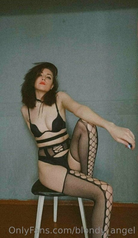 Blondyangel