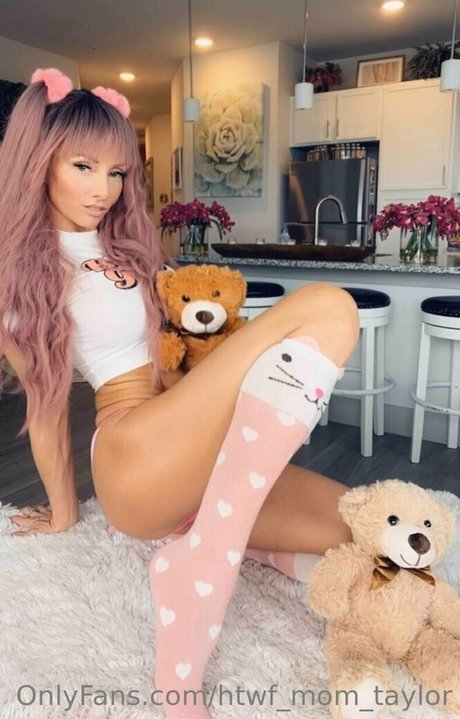 Htwfmomtaylor