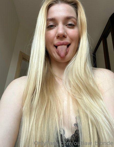 Outlawblonde