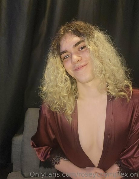 Roseyccomplexion