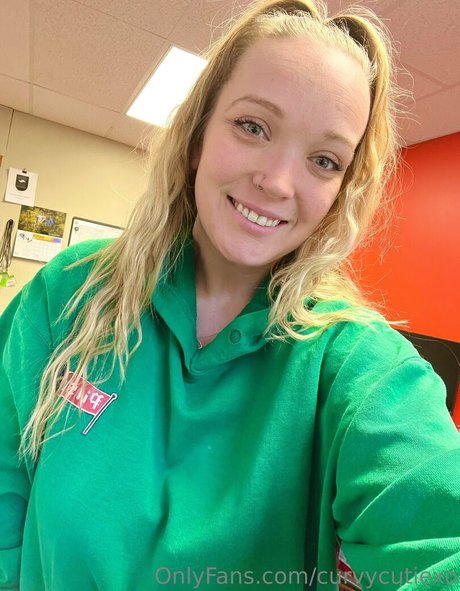 Curvycutiexo