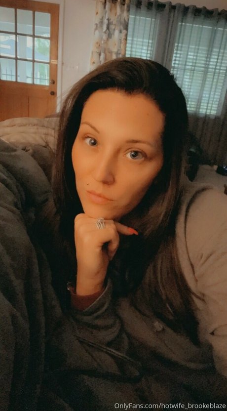 Hotwifebrookeblaze