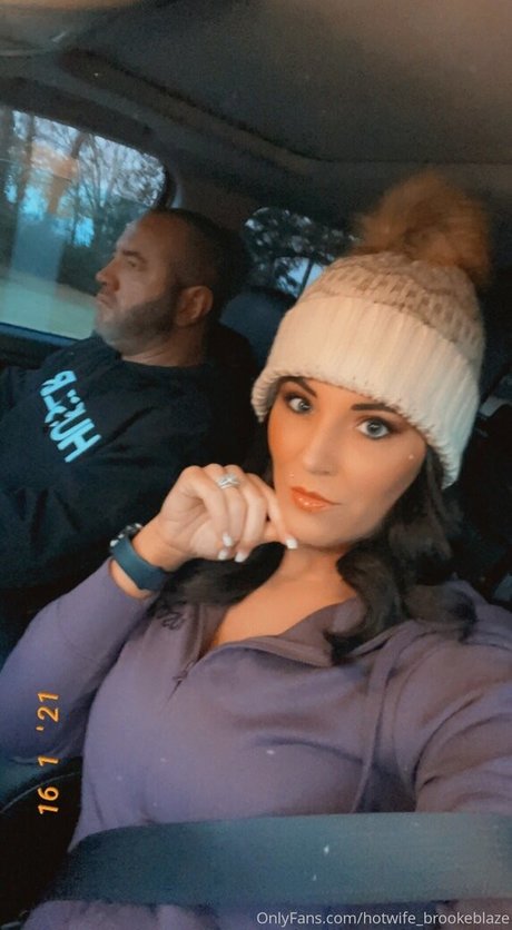 Hotwifebrookeblaze