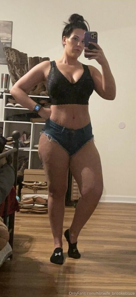Hotwifebrookeblaze