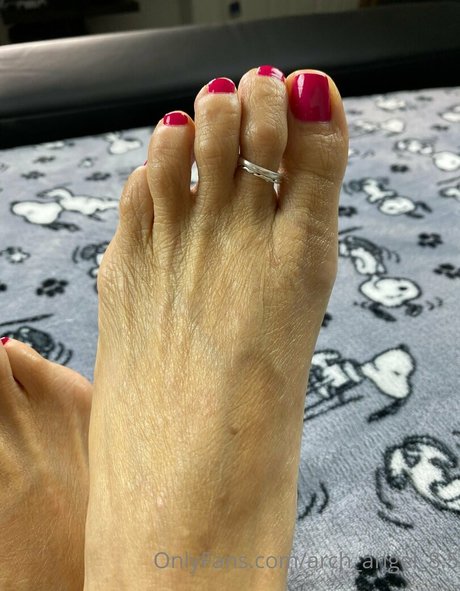 Alluringangelannabelle