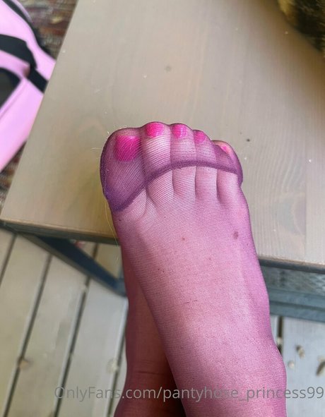 Pantyhoseprincess99