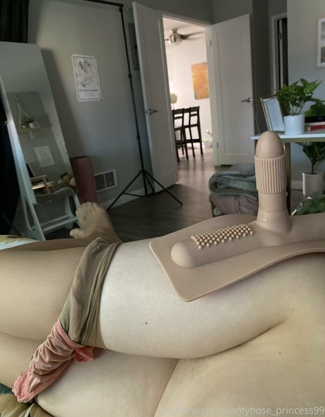 Pantyhoseprincess99