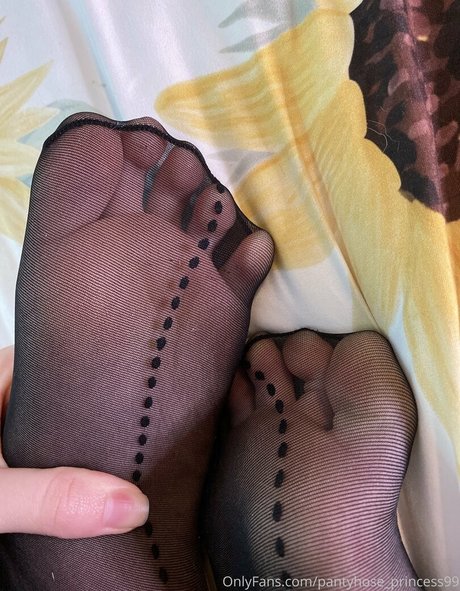 Pantyhoseprincess99