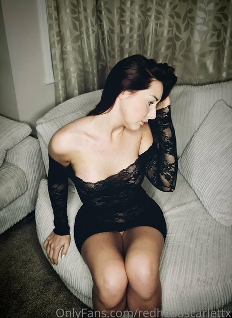 Redheadscarlettx
