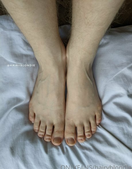 Hairyblondie