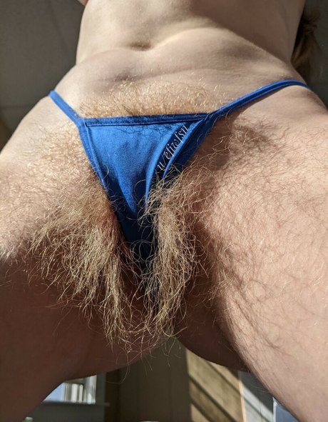 Hairyblondie