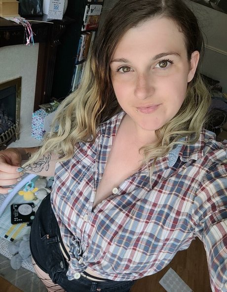 Pregnantmamamsalicefury