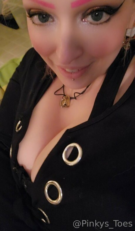 Pinkystoes