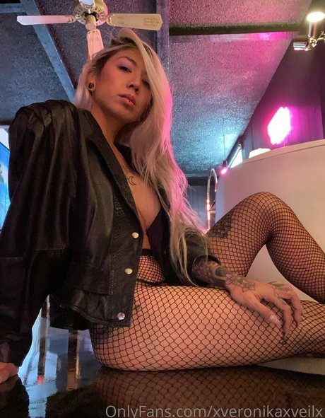 Xveronikaxveilx