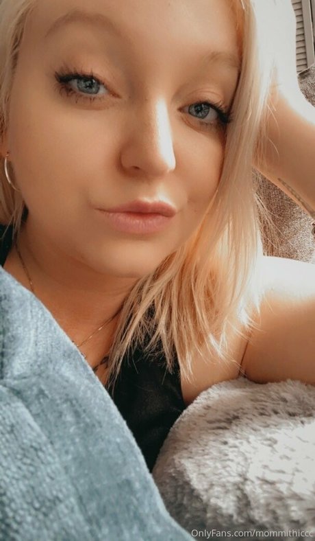 Mommithiccc