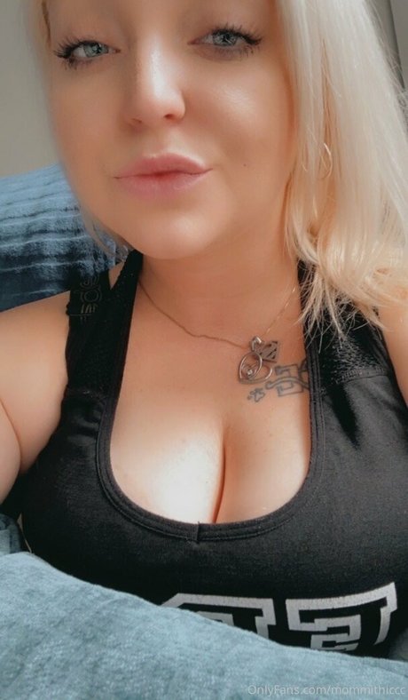 Mommithiccc