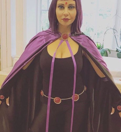 Tara Strong