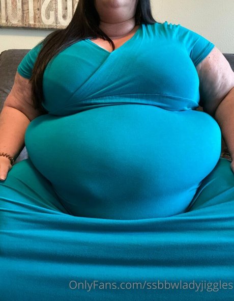 Ssbbwladyjiggles