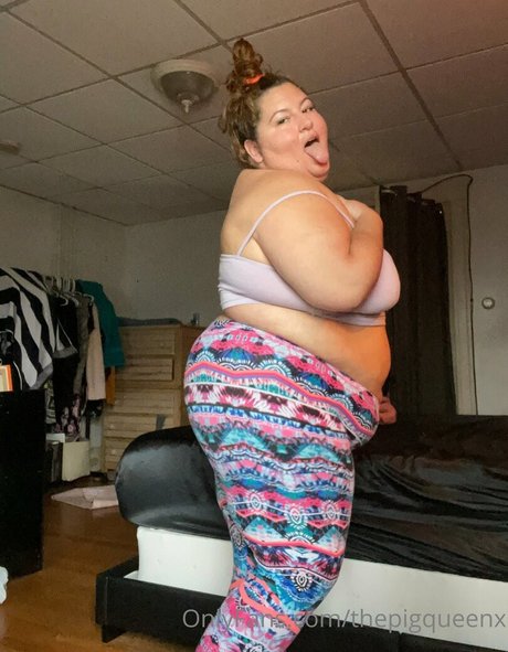 Foto di nudo di fuga di OnlyFans di Thepigqueenx