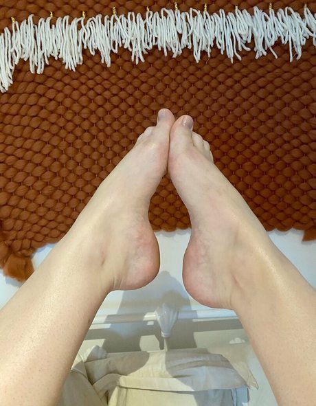 Lucyfeetandtoes