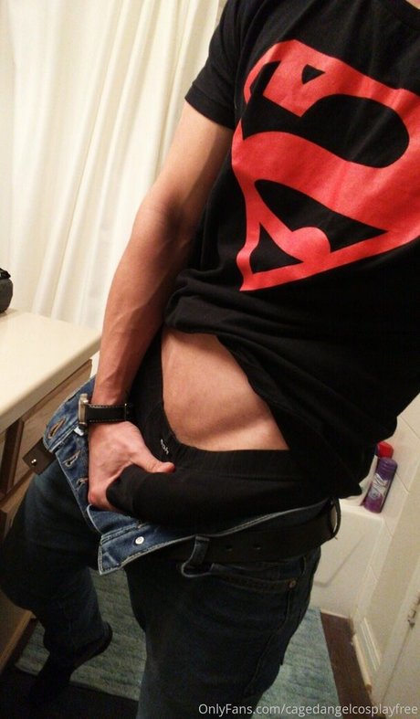 Cagedangelcosplayfree