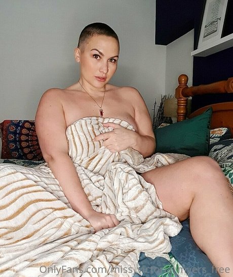 Missvictoriamyersfree