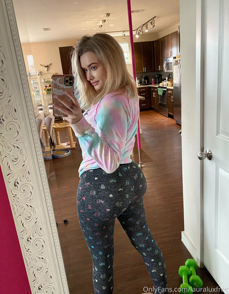 Lauraluxfree