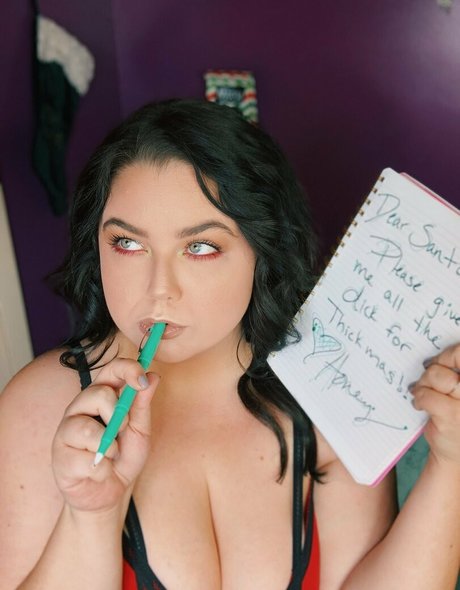 Foto di nudo di fuga di OnlyFans di Honeybuntv