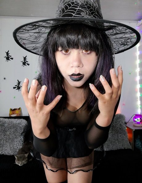 Foto di nudo di fuga di OnlyFans di Lilajordan